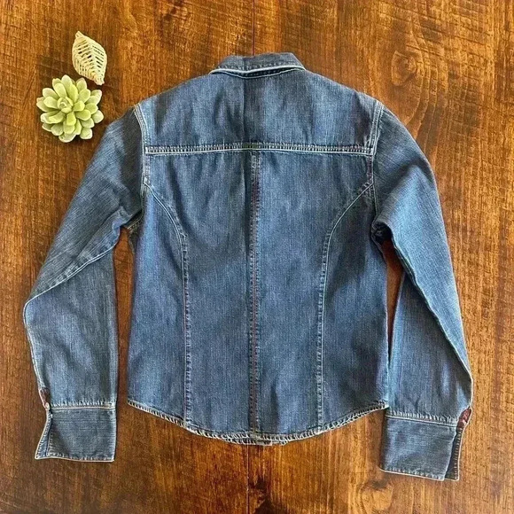 BKE Vintage | 100% Cotton Western Denim Button Down Shirt, Pearly Snaps - Picture 2 of 6